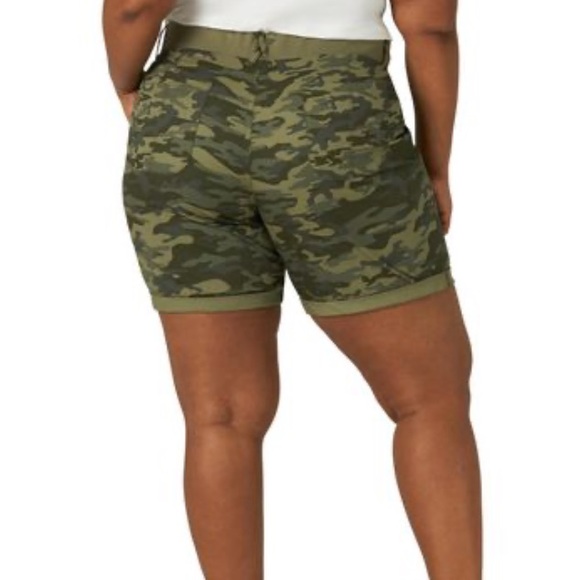 Lee Riders mid rise utility shorts - Picture 4 of 12